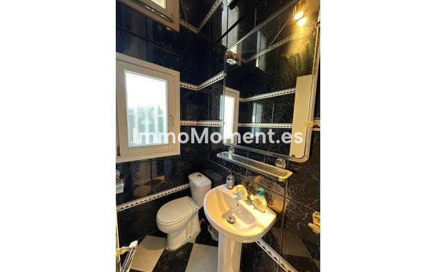 Resale - Villa - Marbella - Marbesa