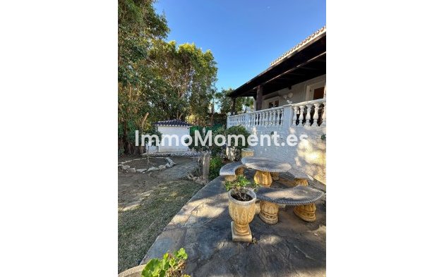 Resale - Villa - Marbella - Marbesa