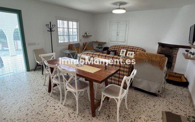 Revente - Villa - Estepona  - Estepona Centro