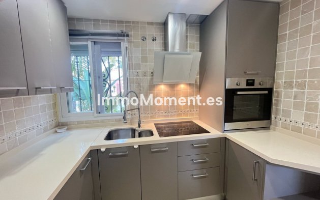 Revente - Maison mitoyenne - Marbella - Nueva Andalucía