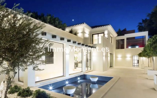 Reventa - Villa - Marbella - Aloha