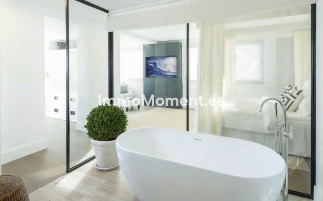 Reventa - Villa - Marbella - Aloha