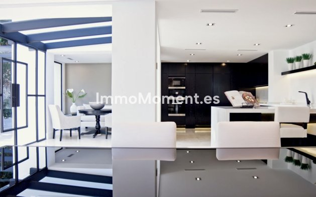 Reventa - Villa - Marbella - Aloha