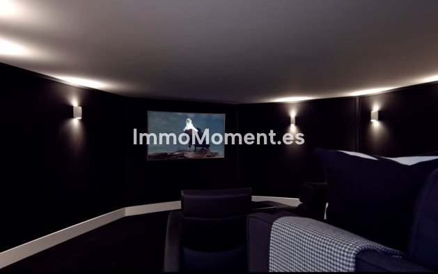 Reventa - Villa - Marbella - Aloha