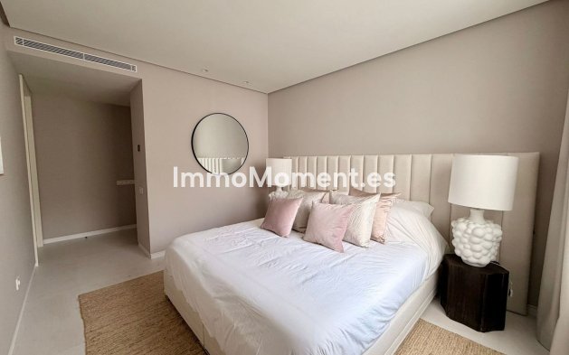 Wiederverkauf - Wohnung -   Inländisch - Ojén