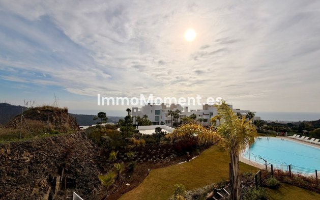 Wiederverkauf - Wohnung -   Inländisch - Ojén