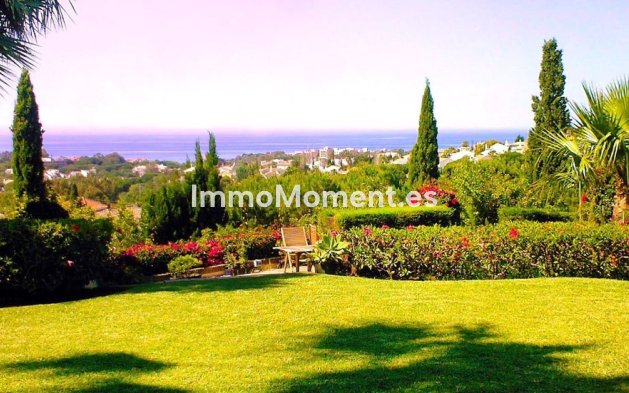 Resale - Villa - Marbella - Elviria