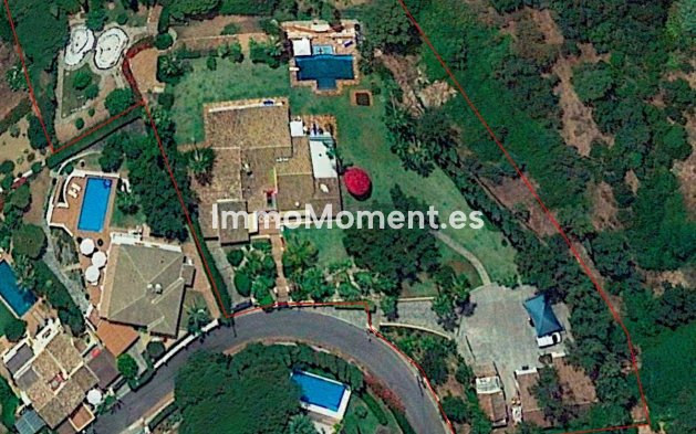 Resale - Villa - Marbella - Elviria