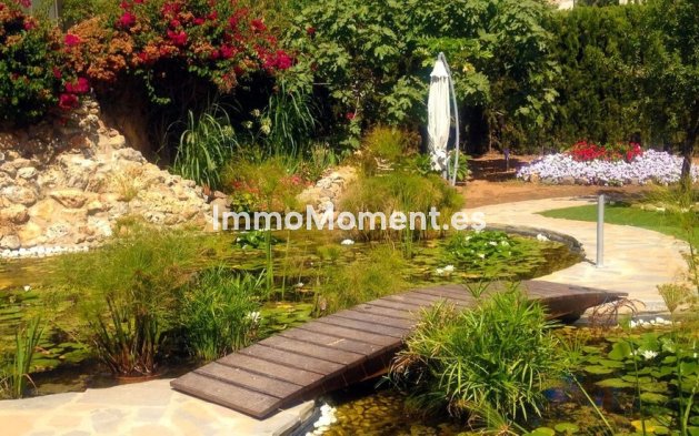 Resale - Villa - Marbella - Elviria