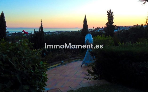 Resale - Villa - Marbella - Elviria