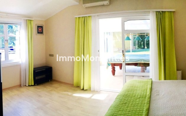 Resale - Villa - Marbella - Elviria