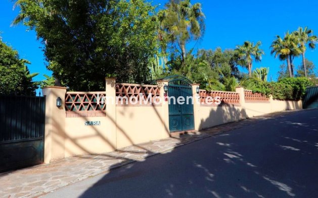 Resale - Villa - Marbella - Elviria