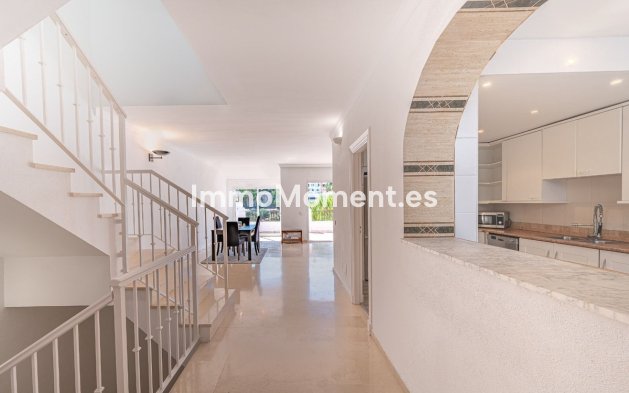 Resale - Townhouse - Benahavís - Benahavís Centro