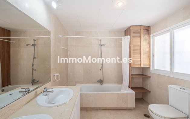 Resale - Townhouse - Benahavís - Benahavís Centro