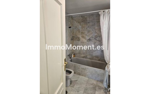 Revente - Maison mitoyenne - Estepona  - Atalaya