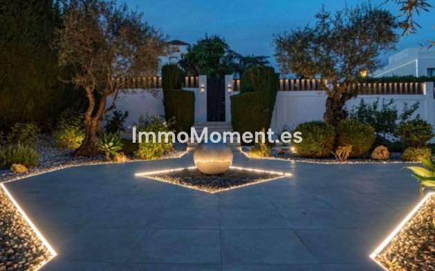 Revente - Villa - Marbella - Nueva Andalucía