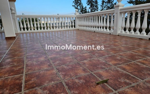 Revente - Villa - Intérieur                       - Churriana