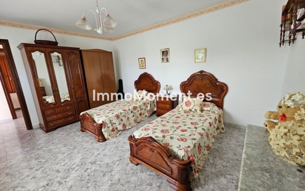 Revente - Villa - Intérieur                       - Churriana