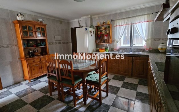 Revente - Villa - Intérieur                       - Churriana