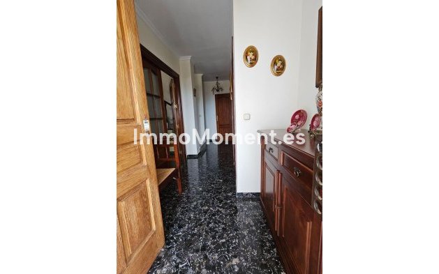 Revente - Villa - Intérieur                       - Churriana