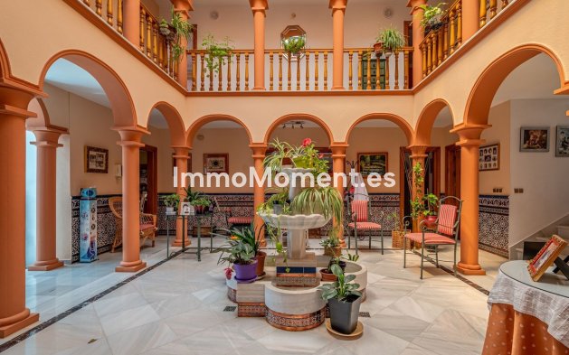 Wiederverkauf - Villa - Benalmadena - Benalmadena Centro