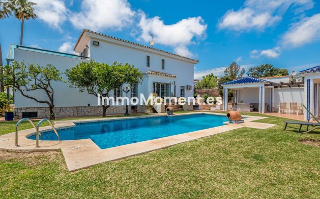 Wiederverkauf - Villa - Benalmadena - Benalmadena Centro