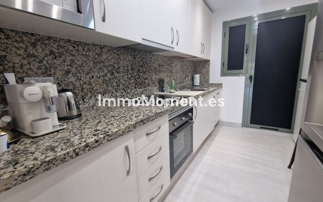 Wiederverkauf - Wohnung - Estepona  - Atalaya