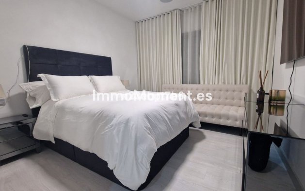 Wiederverkauf - Wohnung - Estepona  - Atalaya