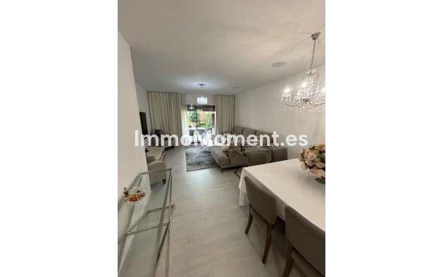 Wiederverkauf - Wohnung - Estepona  - Atalaya