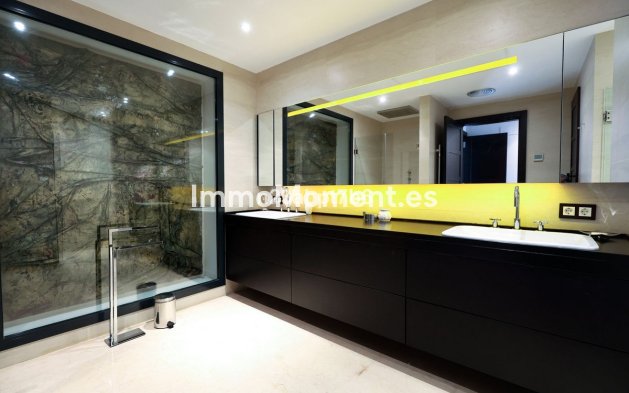 Bestaande woning - Villa - Marbella - Puerto Banús