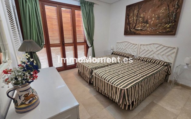 Wiederverkauf - Wohnung - Marbella - Nueva Andalucía