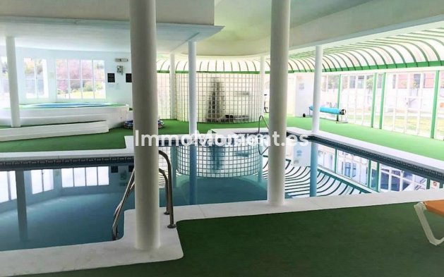 Wiederverkauf - Wohnung - Marbella - Nueva Andalucía