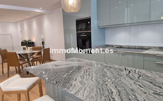 Reventa - Adosado - Interior  - Istán