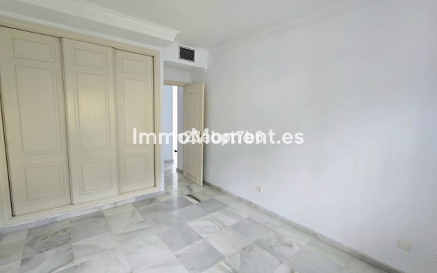 Wiederverkauf - Wohnung - Marbella - Nueva Andalucía