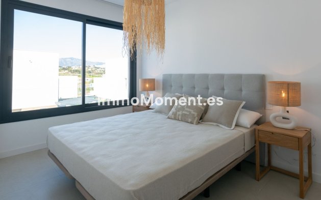 Resale - Villa - Estepona - Atalaya