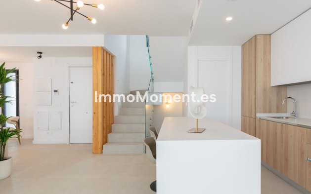 Resale - Villa - Estepona - Atalaya