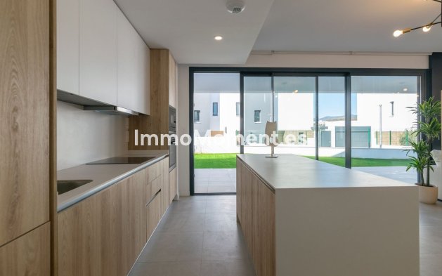 Resale - Villa - Estepona - Atalaya