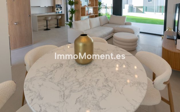 Resale - Villa - Estepona - Atalaya