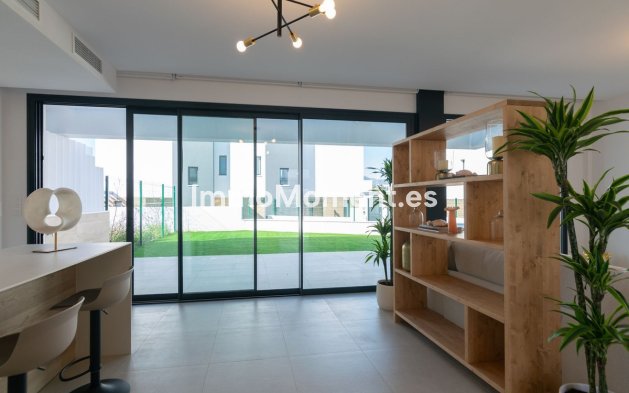 Resale - Villa - Estepona - Atalaya