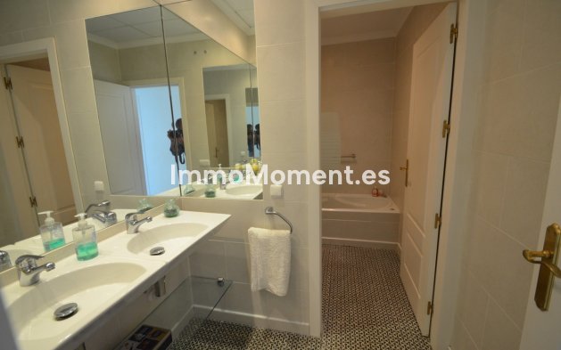 Wiederverkauf - Wohnung - Manilva - La Duquesa