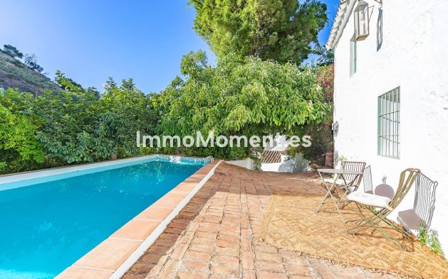 Reventa - Casa de campo - Interior  - Coín