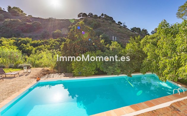 Reventa - Casa de campo - Interior  - Coín