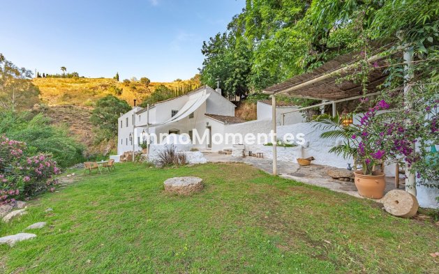 Reventa - Casa de campo - Interior  - Coín