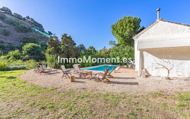 Reventa - Casa de campo - Interior  - Coín