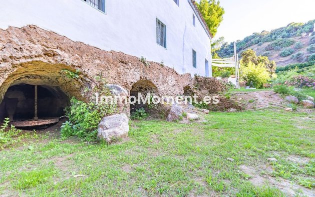 Reventa - Casa de campo - Interior  - Coín