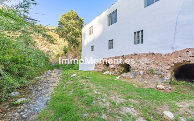 Reventa - Casa de campo - Interior  - Coín