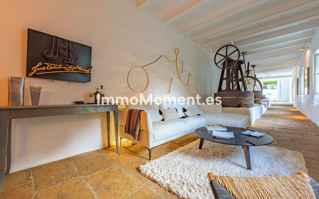 Reventa - Casa de campo - Interior  - Coín