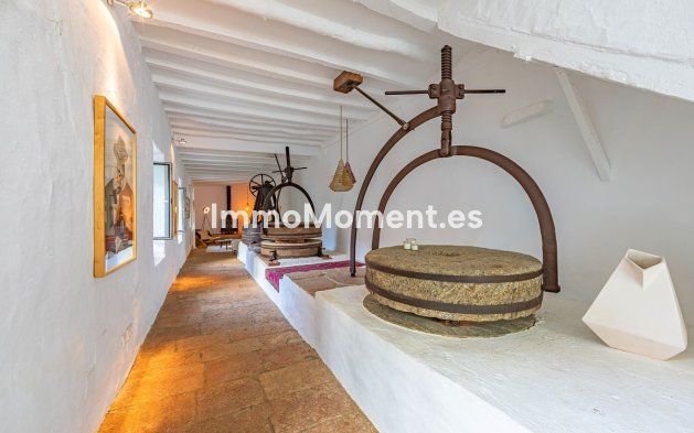 Reventa - Casa de campo - Interior  - Coín