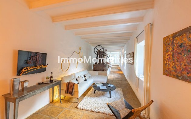 Reventa - Casa de campo - Interior  - Coín