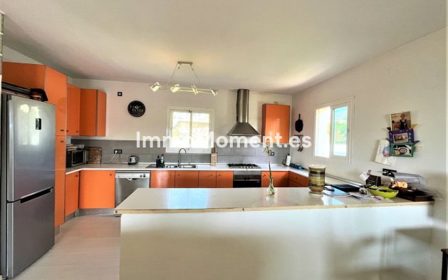 Wiederverkauf - Villa - Estepona  - Estepona Centro